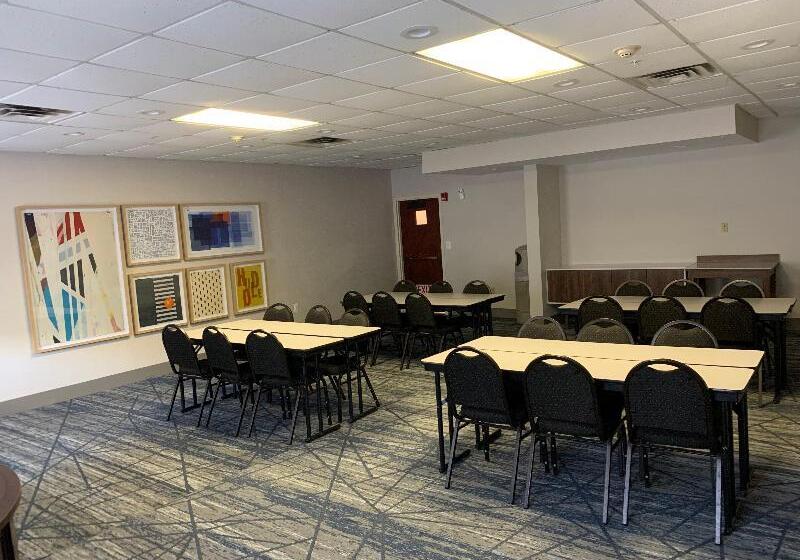 Holiday Inn Express Hotel & Suites West Point Fort Montgomery, An Ihg