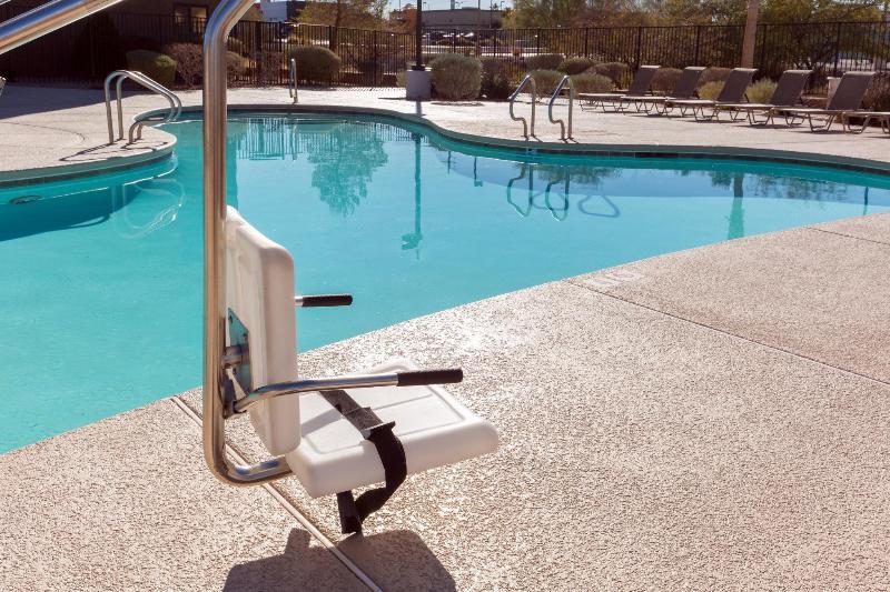 Holiday Inn Express Hotel And Suites   Henderson, An Ihg