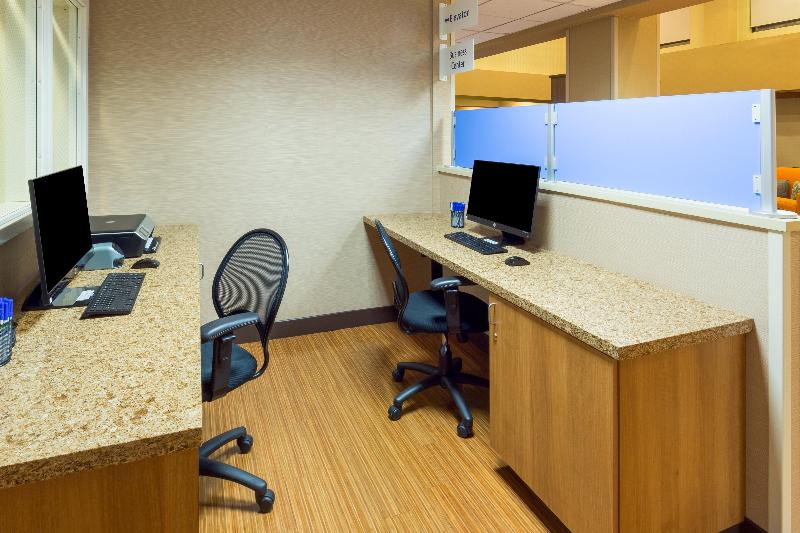 Holiday Inn Express Hotel And Suites   Henderson, An Ihg