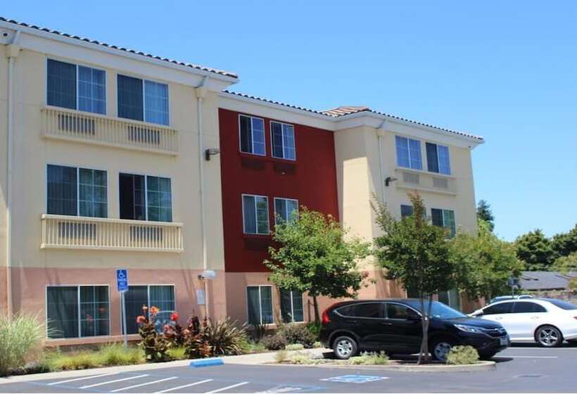 فندق Holiday Inn Express Berkeley, An Ihg