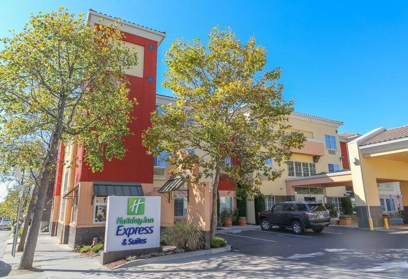 فندق Holiday Inn Express Berkeley, An Ihg