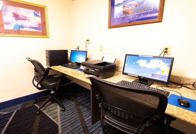 فندق Holiday Inn Express Berkeley, An Ihg