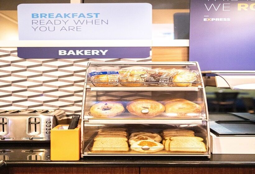 فندق Holiday Inn Express Berkeley, An Ihg