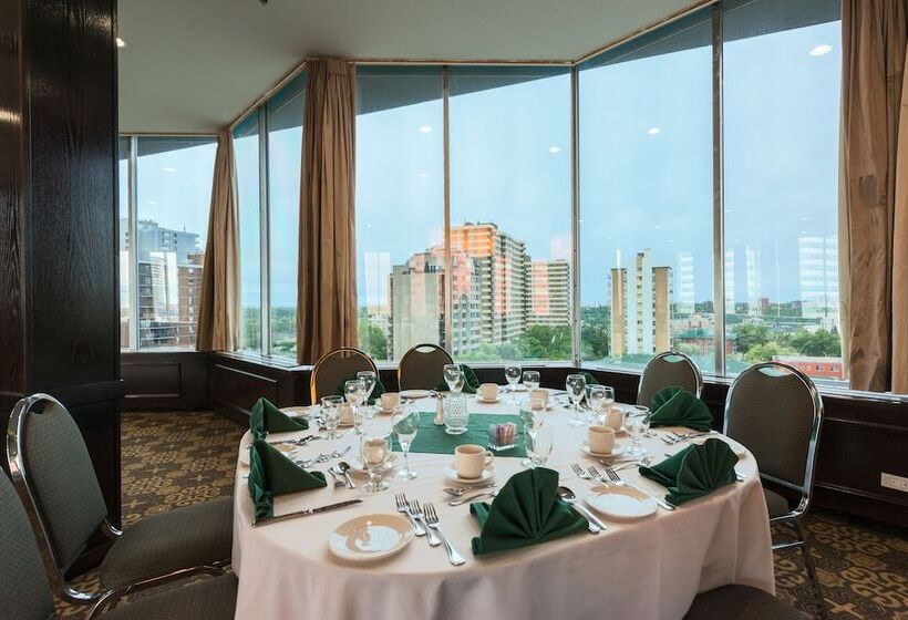 Отель Holiday Inn Express Edmonton Downtown, An Ihg