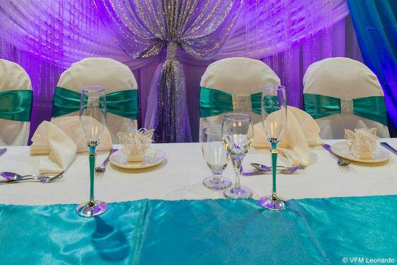 Отель Holiday Inn Express Edmonton Downtown, An Ihg