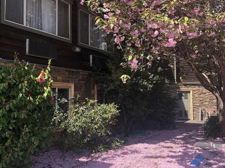 فندق Holiday Inn Express Fort Bragg, An Ihg