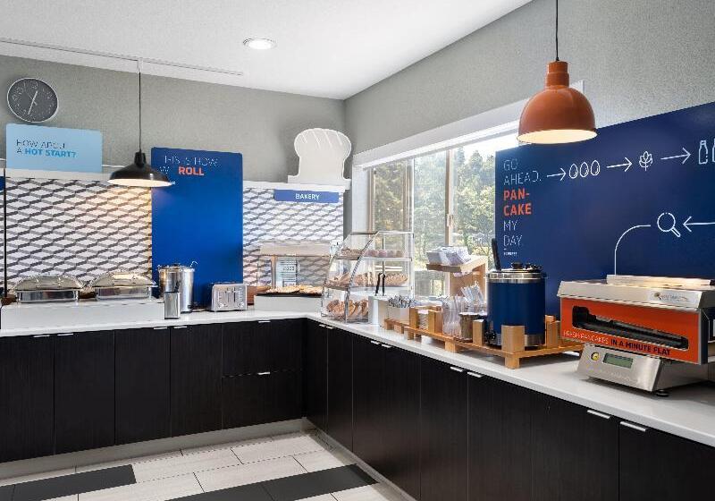 فندق Holiday Inn Express Fort Bragg, An Ihg