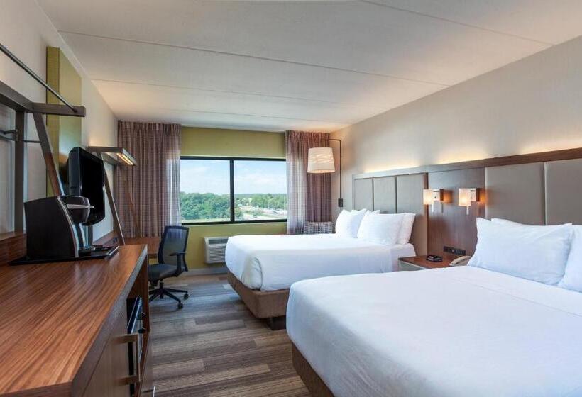 هتل Holiday Inn Express Hauppauge Long Island, An Ihg