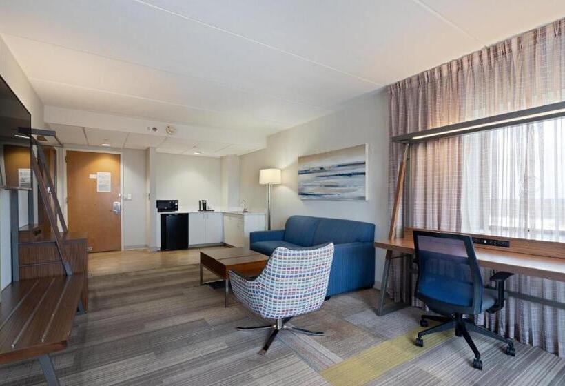 هتل Holiday Inn Express Hauppauge Long Island, An Ihg