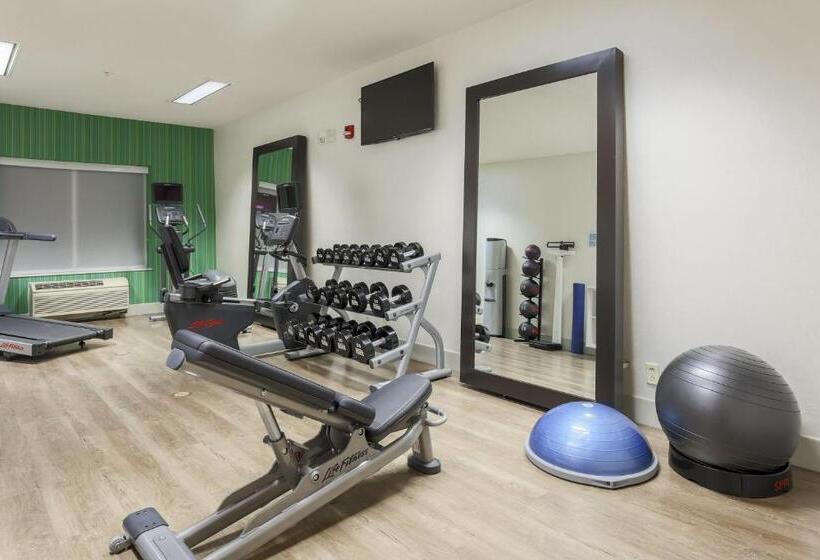 Отель Holiday Inn Express Irondequoit, An Ihg