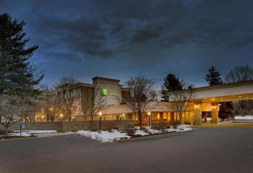 ホテル Holiday Inn Express Poughkeepsie, An Ihg
