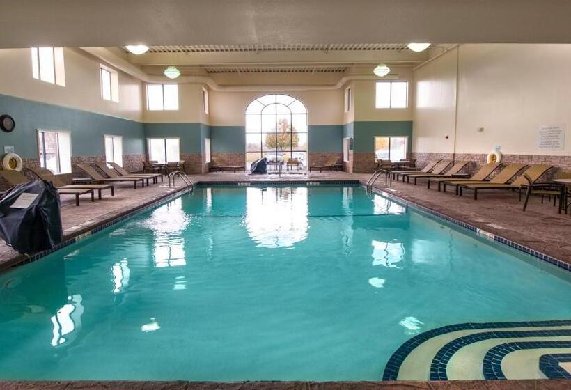 ホテル Holiday Inn Express & Suites Buffalo Airport, An Ihg