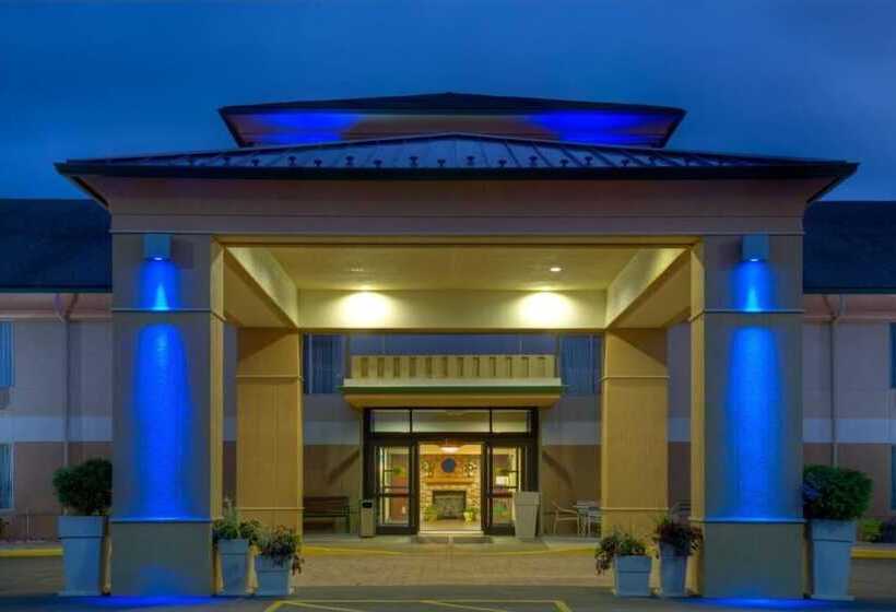 בית מלון כפרי White Pine Lodge