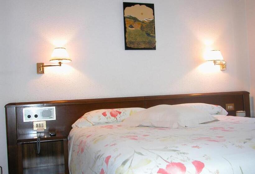 בית מלון כפרי Hosteria Catalana