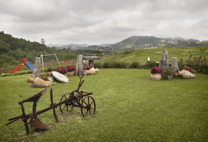 Hosteria De Torazo Nature Hotel & Spa