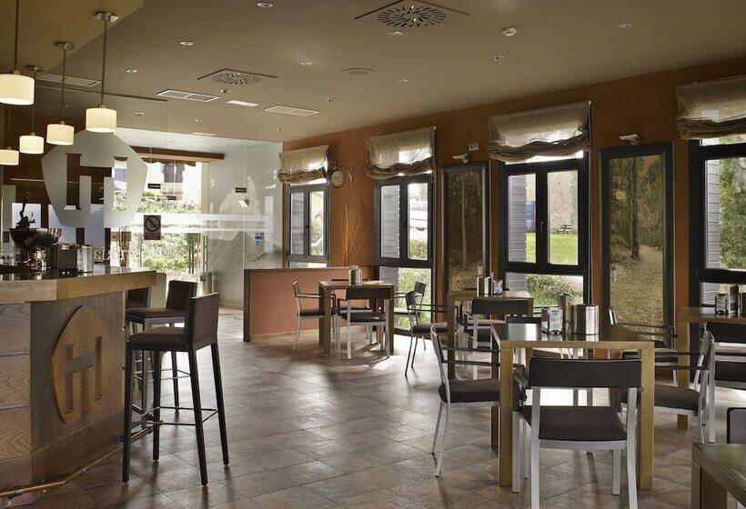 Hosteria De Torazo Nature Hotel & Spa