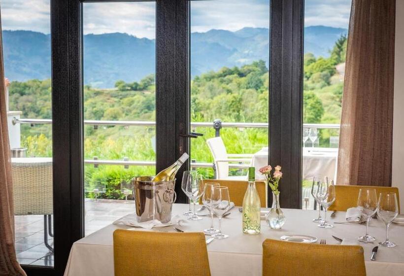 Hosteria De Torazo Nature Hotel & Spa