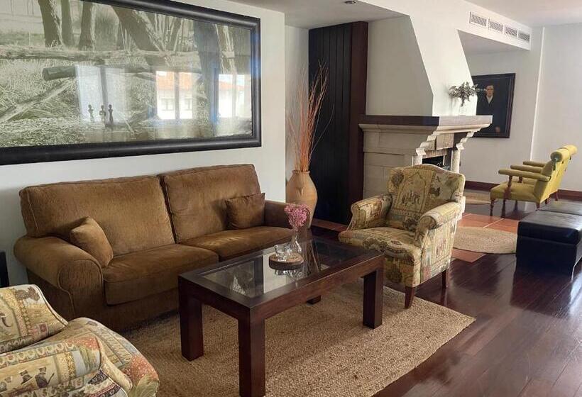 Hosteria De Torazo Nature Hotel & Spa