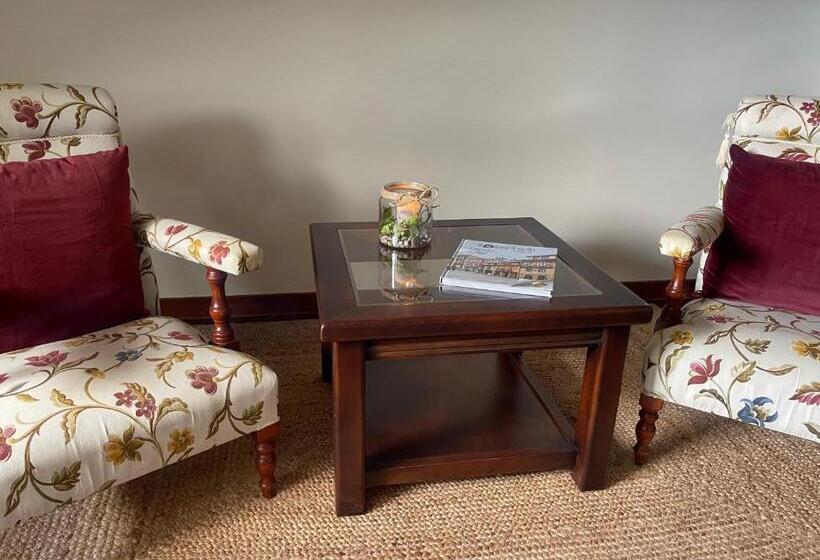 Hosteria De Torazo Nature Hotel & Spa