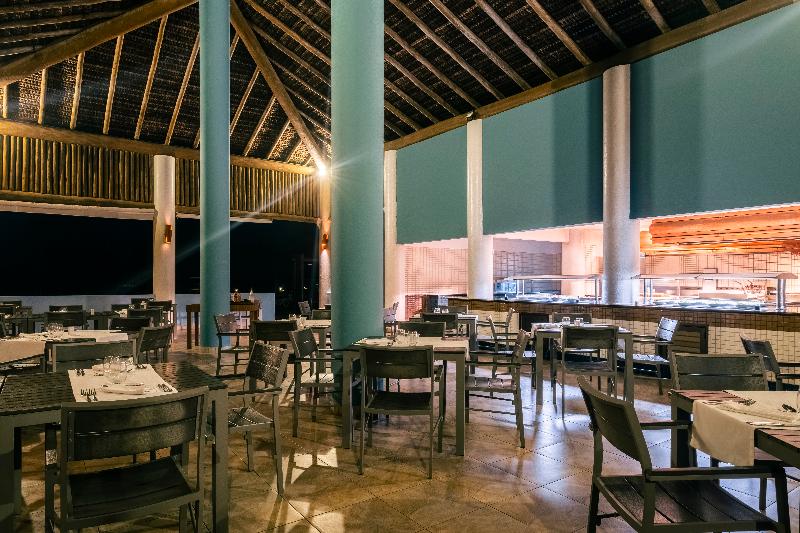 호텔 Iberostar Waves Bahia - All Inclusive