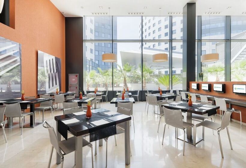 هتل Ilunion Aqua 3