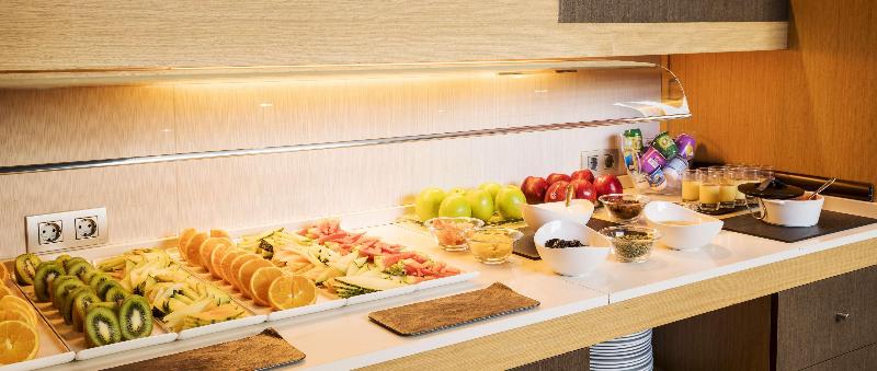 هتل Ilunion Aqua 3