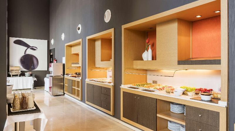 هتل Ilunion Aqua 3