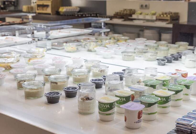 호텔 Ilunion Auditori