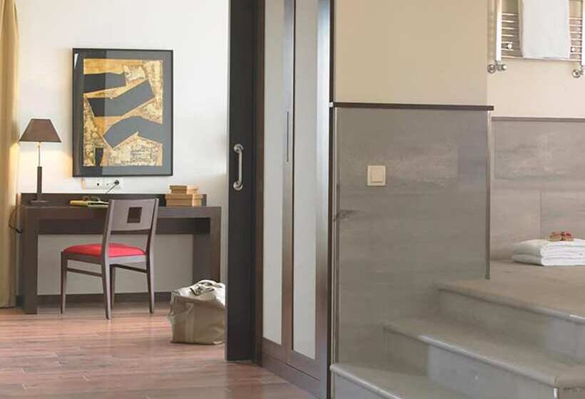 Отель Isla De La Garena