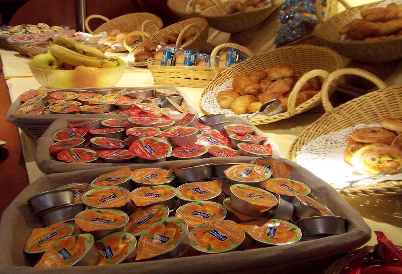 ホテル Des Victoires   Restaurant