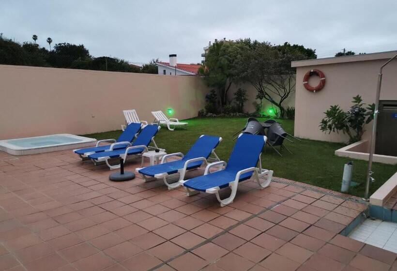 Отель La Fontaine