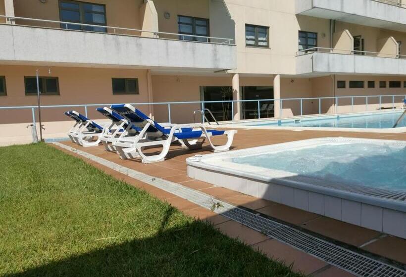 Отель La Fontaine