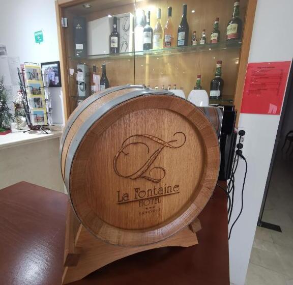 Отель La Fontaine