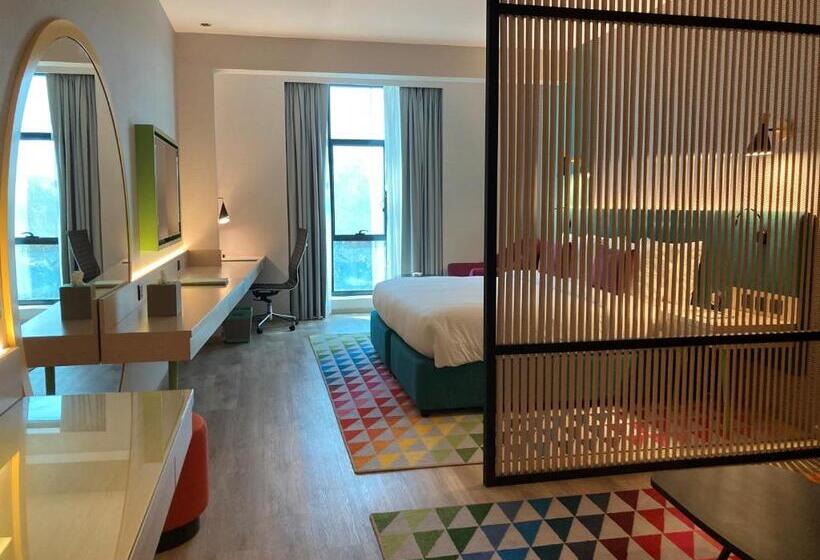 هتل La Quinta By Wyndham Dubai Jumeirah