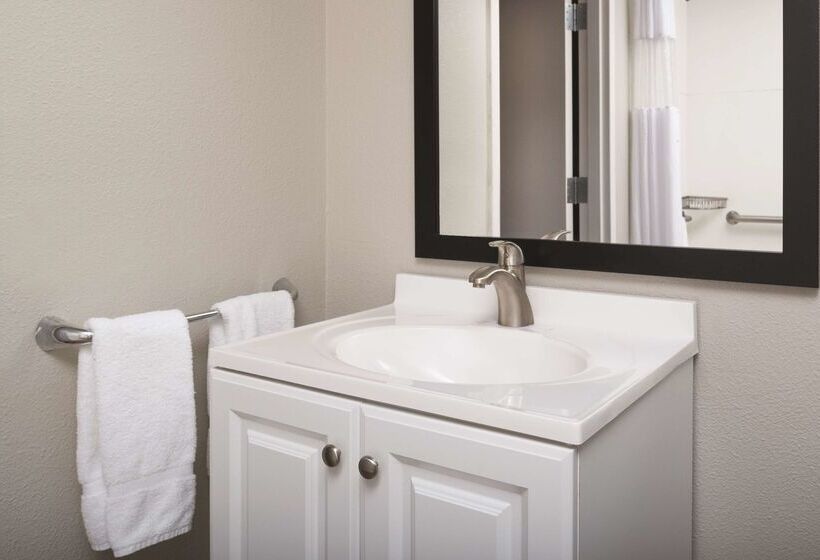 Отель La Quinta By Wyndham Fairfield Napa Valley