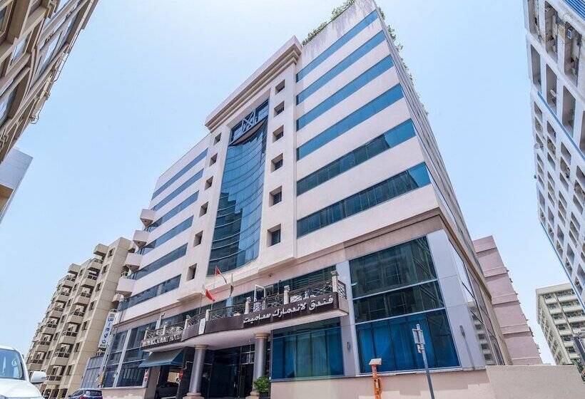 酒店 Landmark Summit