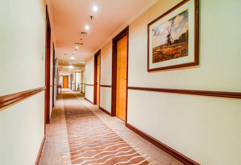 酒店 Landmark Summit