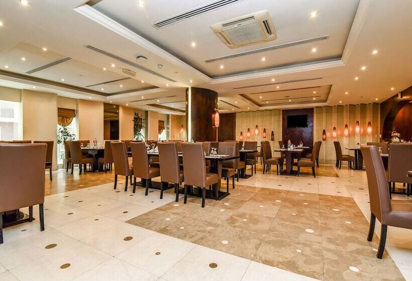 酒店 Landmark Summit