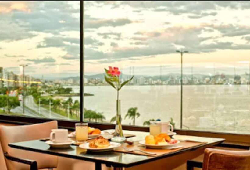 酒店 Majestic Palace