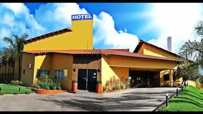 Отель Marathi Park