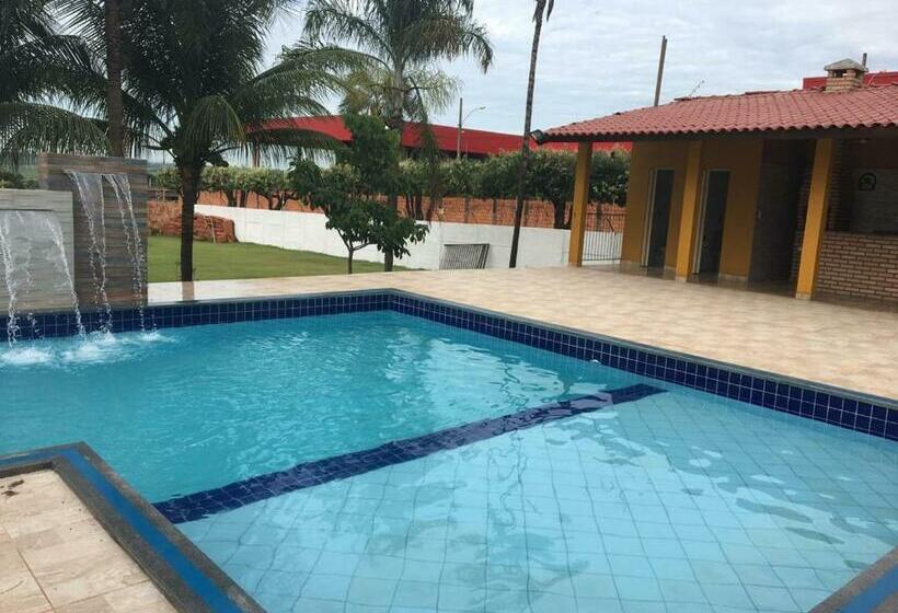 Отель Marathi Park