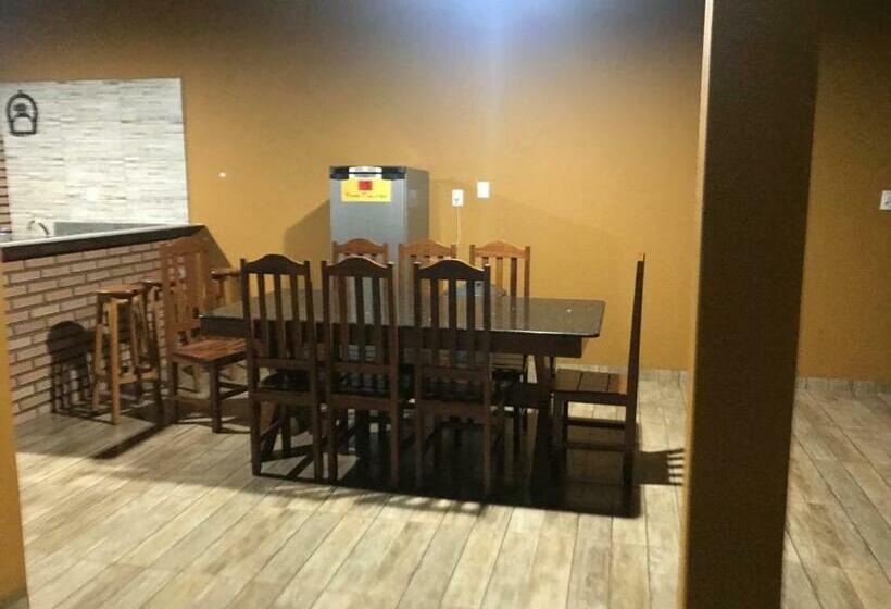 Отель Marathi Park