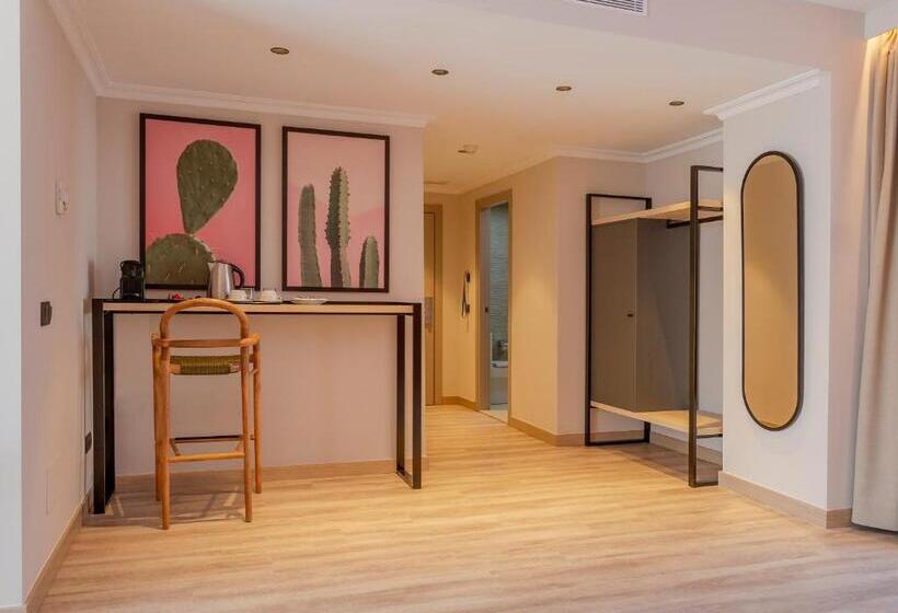 בית מלון כפרי Marins Beach Club   Adults Only