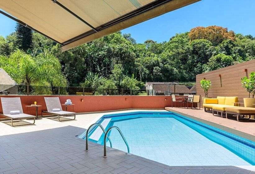 ホテル Mercure Joinville Prinz