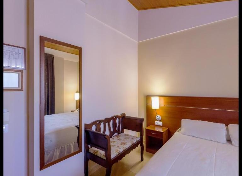 בית מלון כפרי Midama