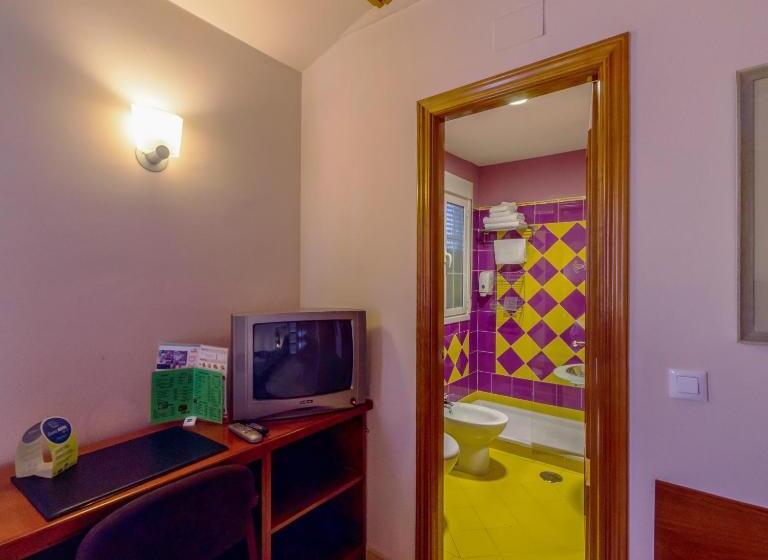 בית מלון כפרי Midama