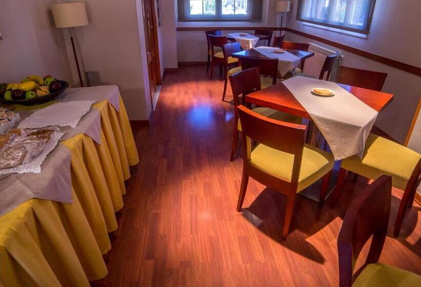 בית מלון כפרי Midama