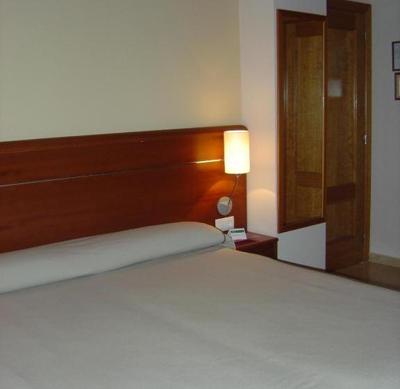 בית מלון כפרי Midama