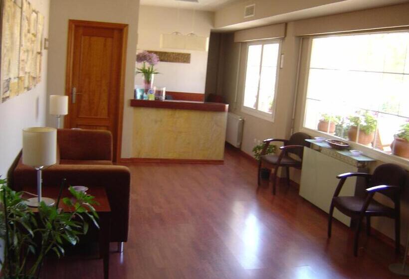 בית מלון כפרי Midama