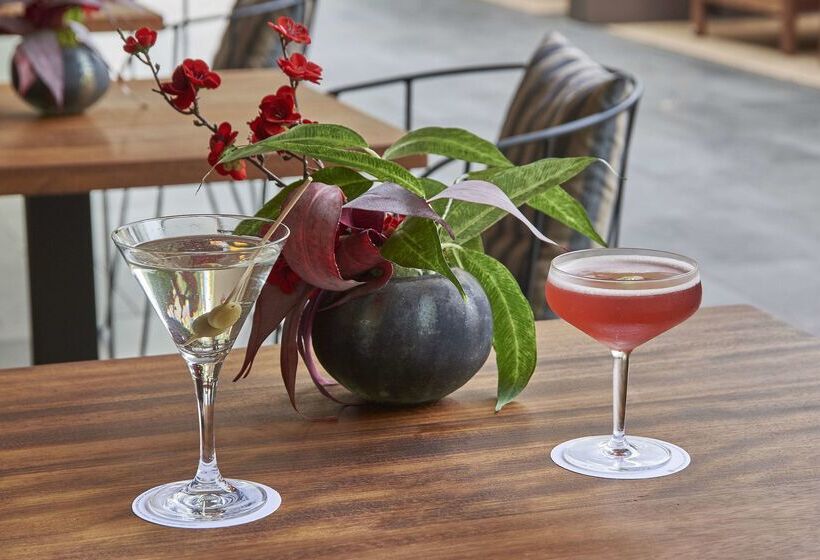 هتل NH Collection Barcelona Constanza